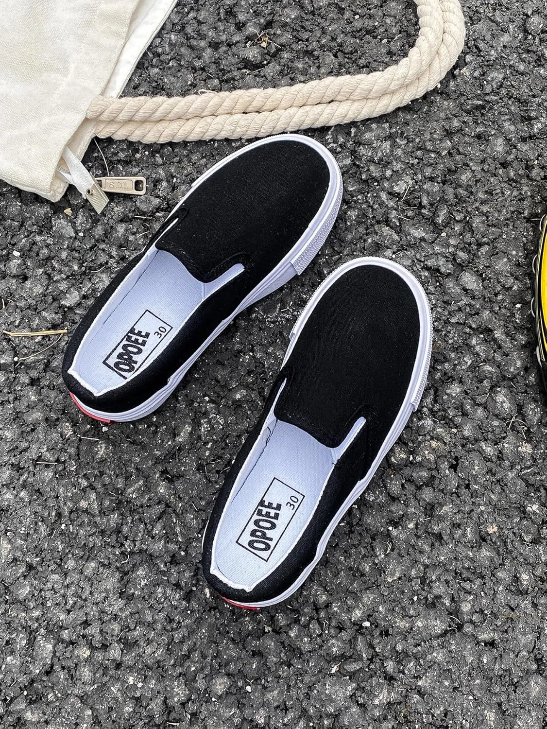 Boys' and Girls' Children's Canvas Shoes, Low Cut Slip-on Sneakers Shoes, Start School Season White Shoes, Fashion Toddler Little Kid Big Kid Skateboarding Shoes