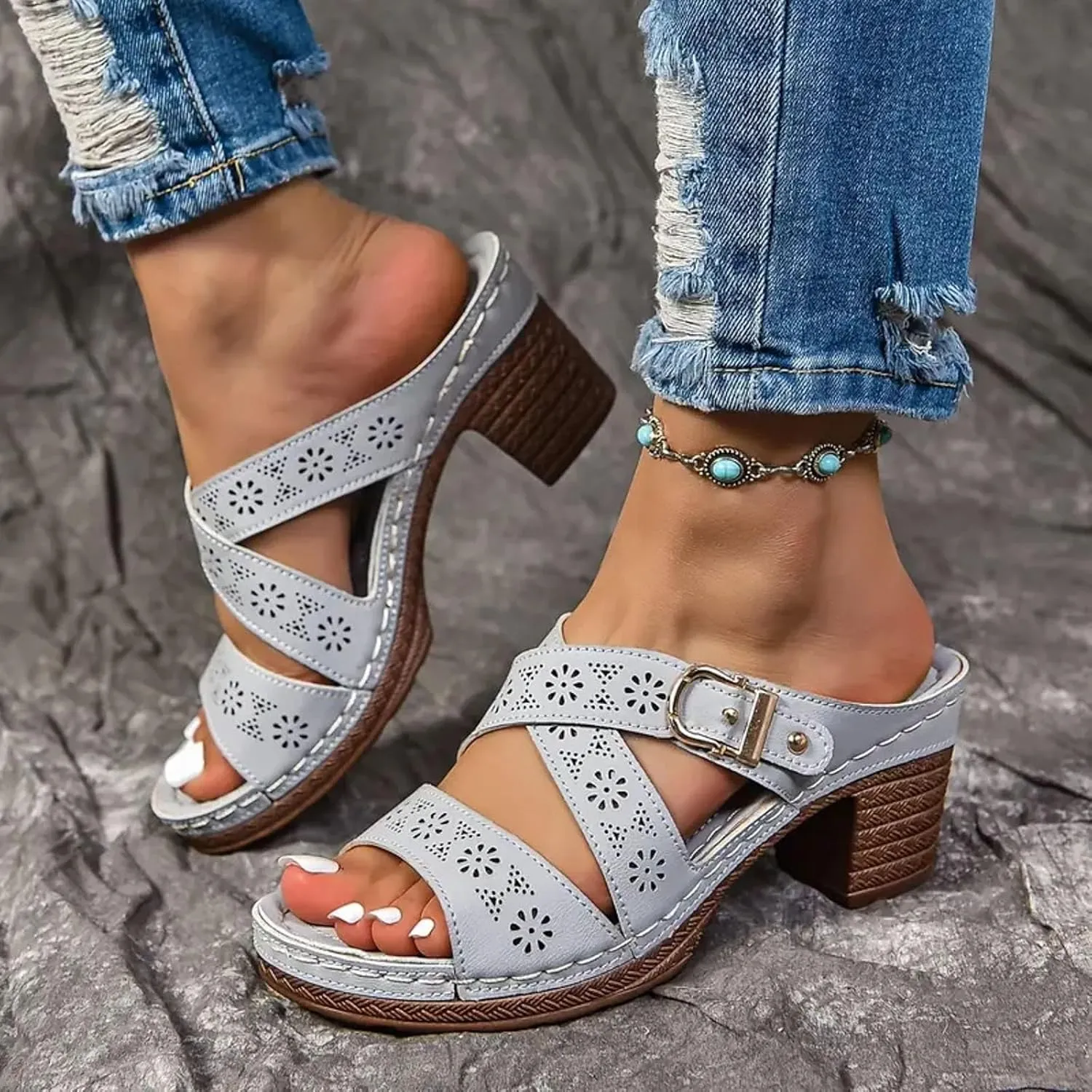 Chunky Sandals for Women Dressy Flower Cut Out Wedges Sandals Comfortable Slides Walking Flip Flops Lightweight Fashion Sandal Summer Beach Shoes