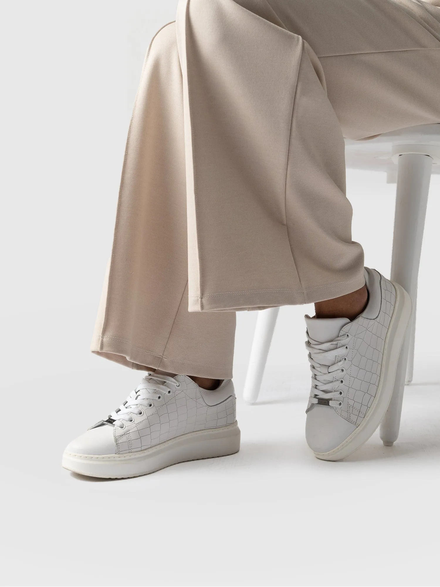 Hampstead Trainer - White Croc