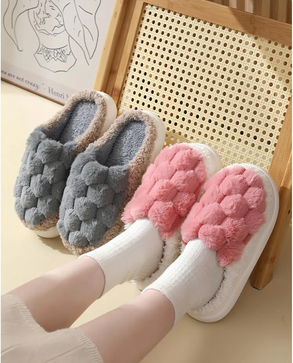 HANDKEI Women's Slippers Non slip Plush Plush Slippers Couple Indoor Home Slippers