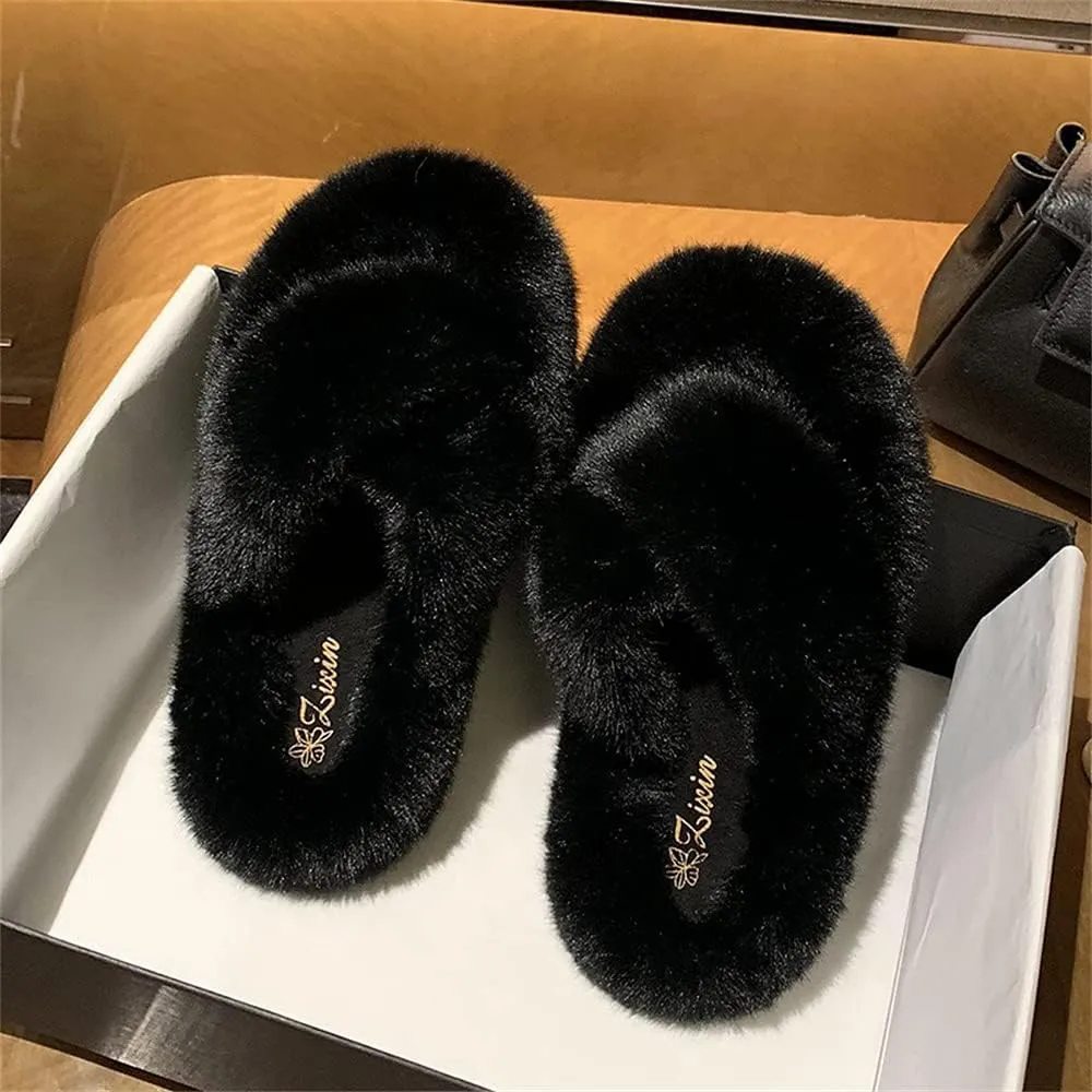 Plush Slippers Women's Wear Winter Lovely Rabbit Plush Cross Cotton Slippers