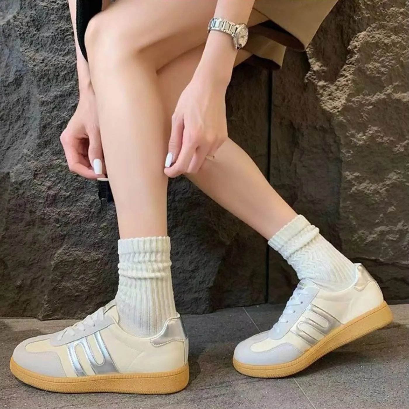 Tennis Shoes for Women & Girls Anti Slip Running Shoes Retro Leather Skateboarding Sneakers - Lightweight & Comfortable