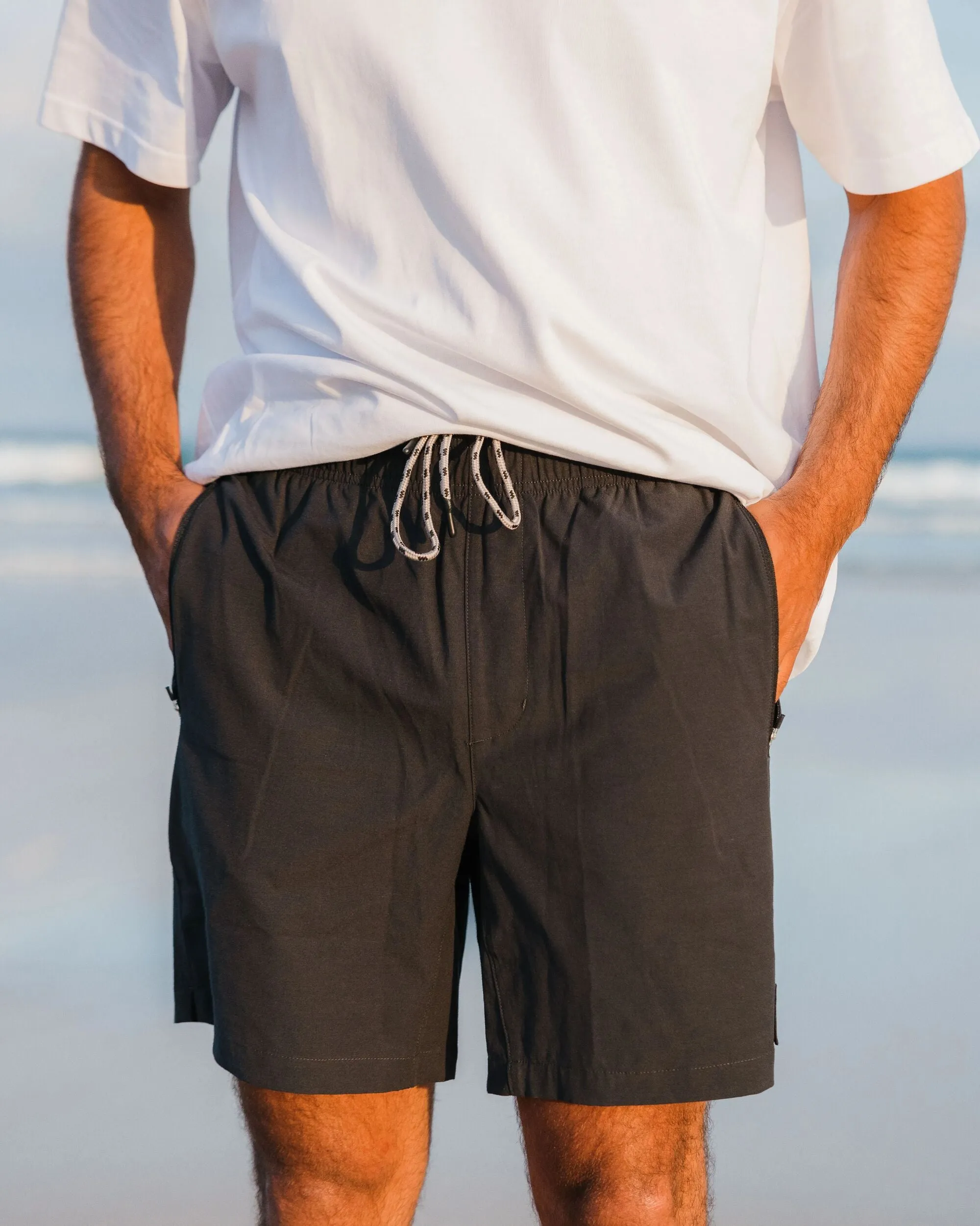Traveller All Purpose Short - Black