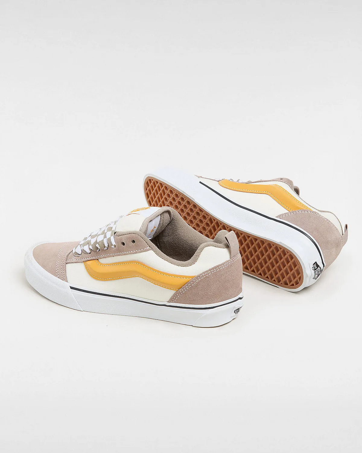 VANS Unisex Knu Skool Mega Check Trainers - Grey / Marshmallow